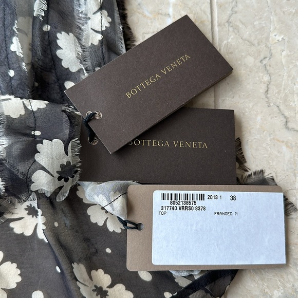 Bottega Veneta Black/Ivory Floral Sheer Sleeveless Too Size 38 - Picture 5 of 6